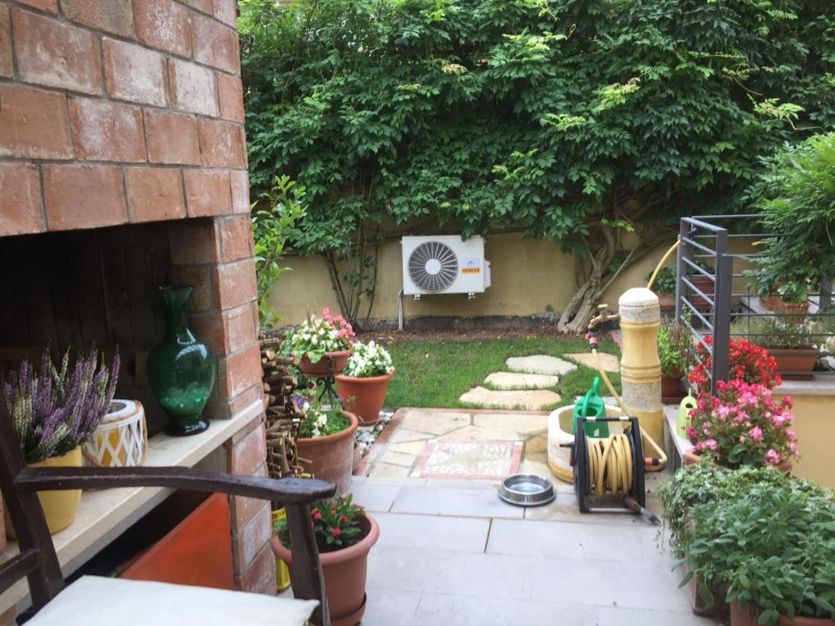 La Casa Del Glicine Guest house *